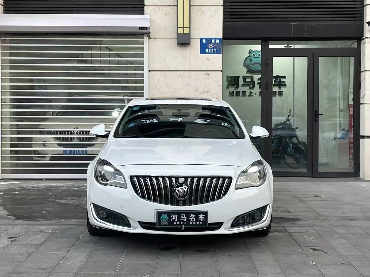 Buick Majesty  из Китая