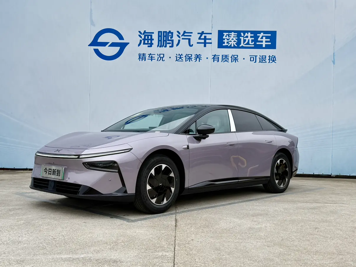 Xpeng P7+  из Китая