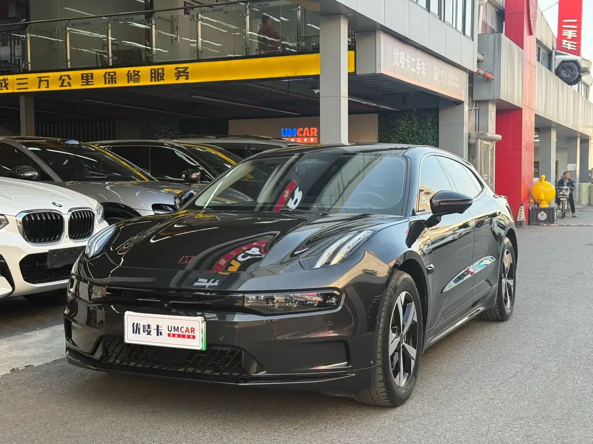 ZEEKR 001  из Китая