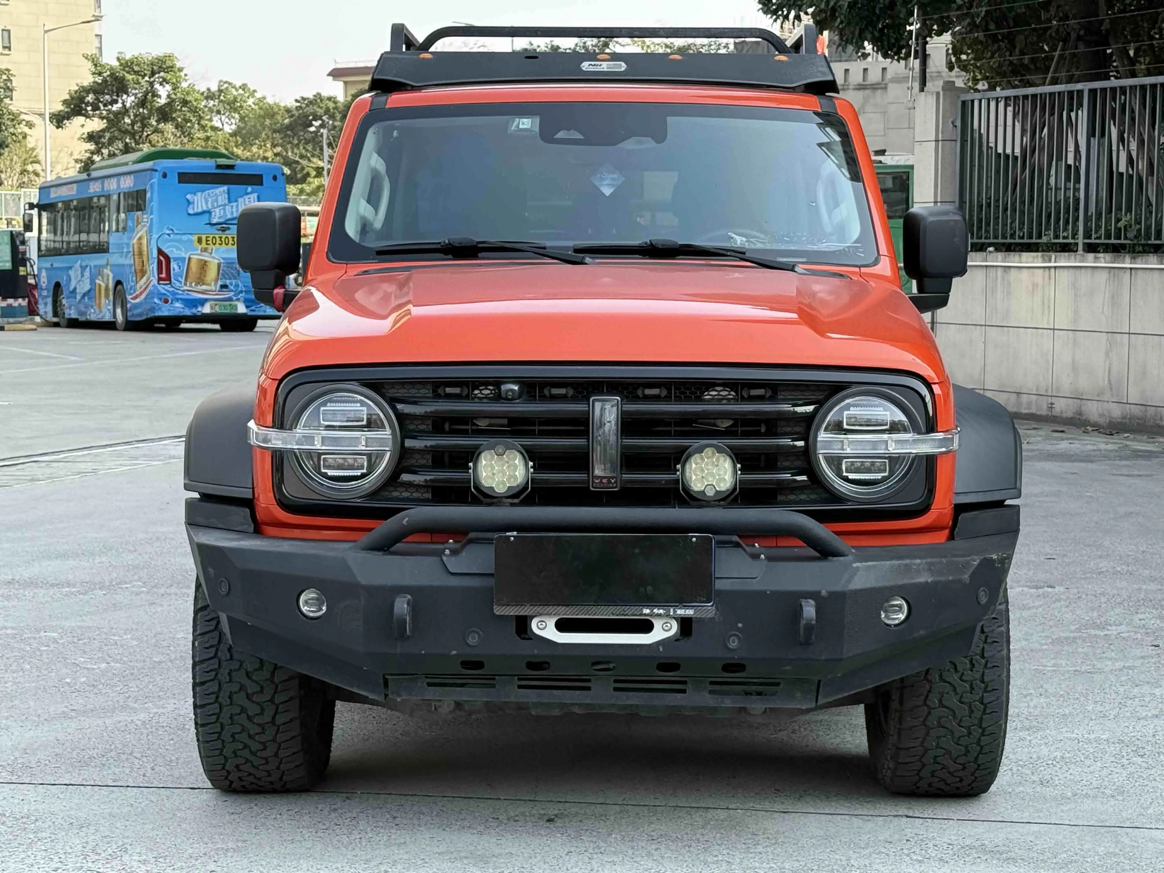 Tank 300  из Китая