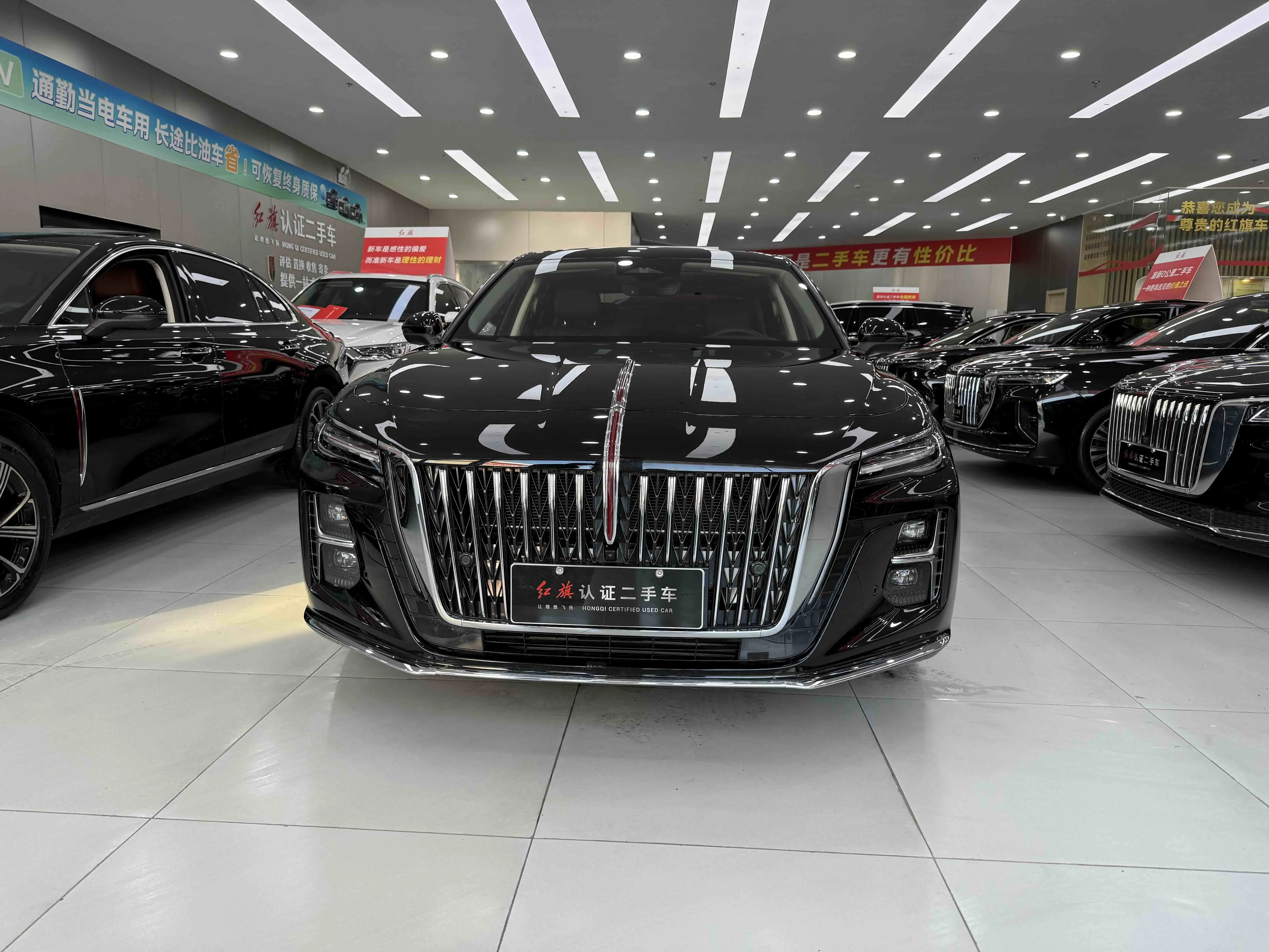 Hongqi H5  из Китая