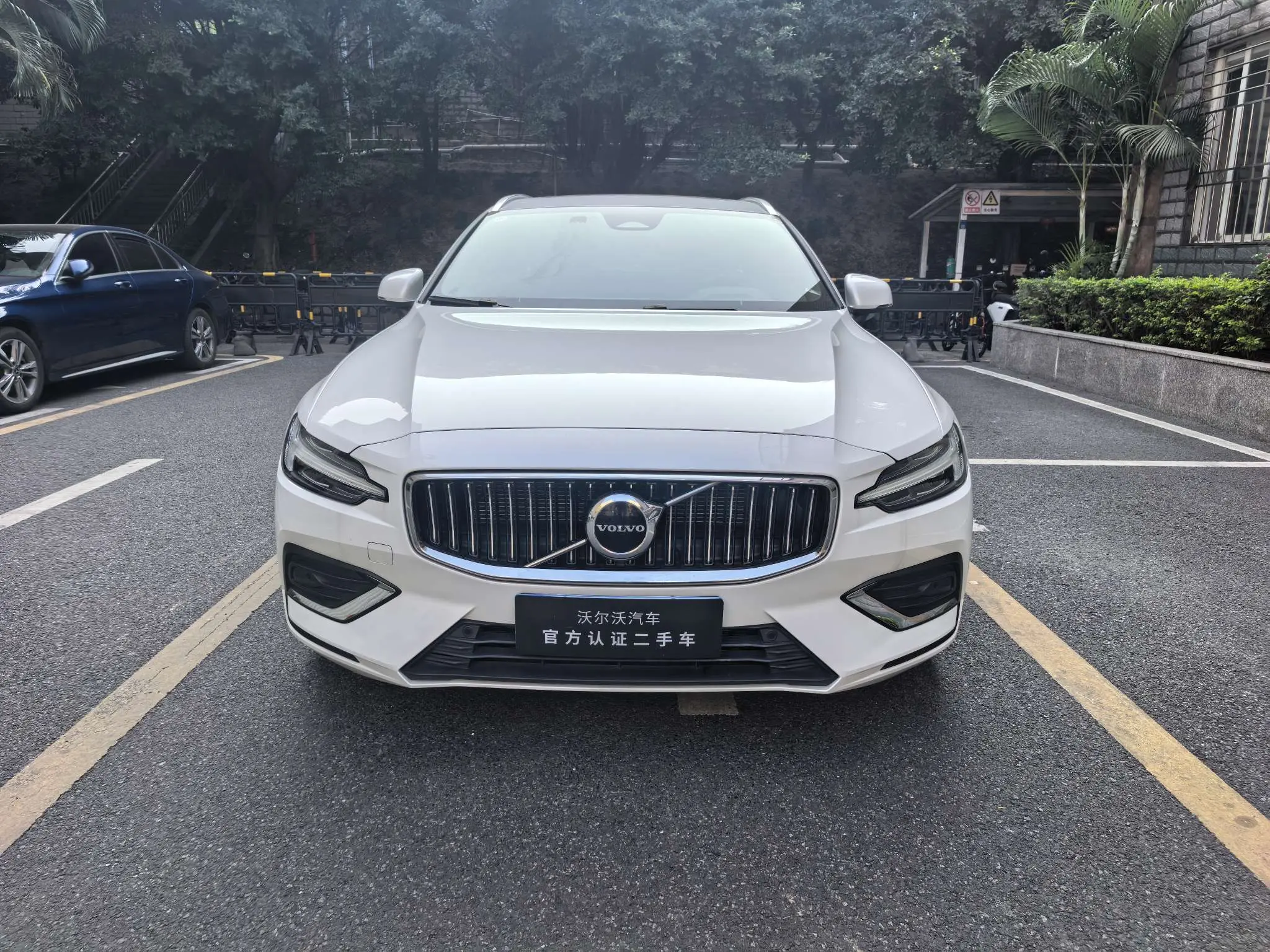 Volvo V60  из Китая
