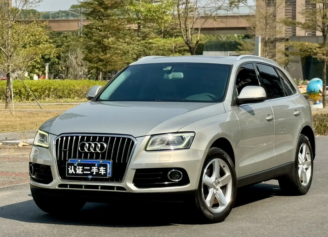 Audi Q5  из Китая