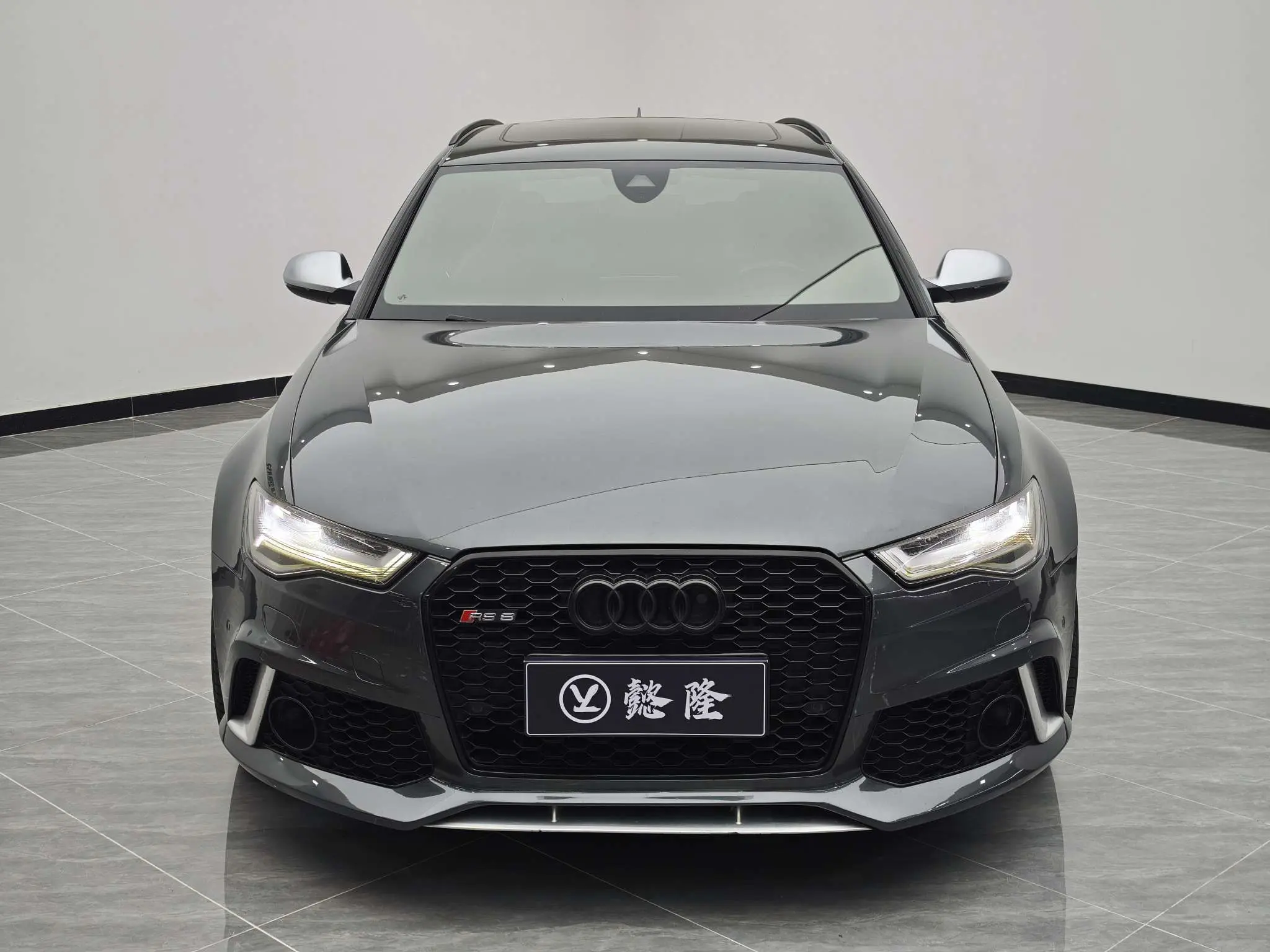 Audi RS 6  из Китая