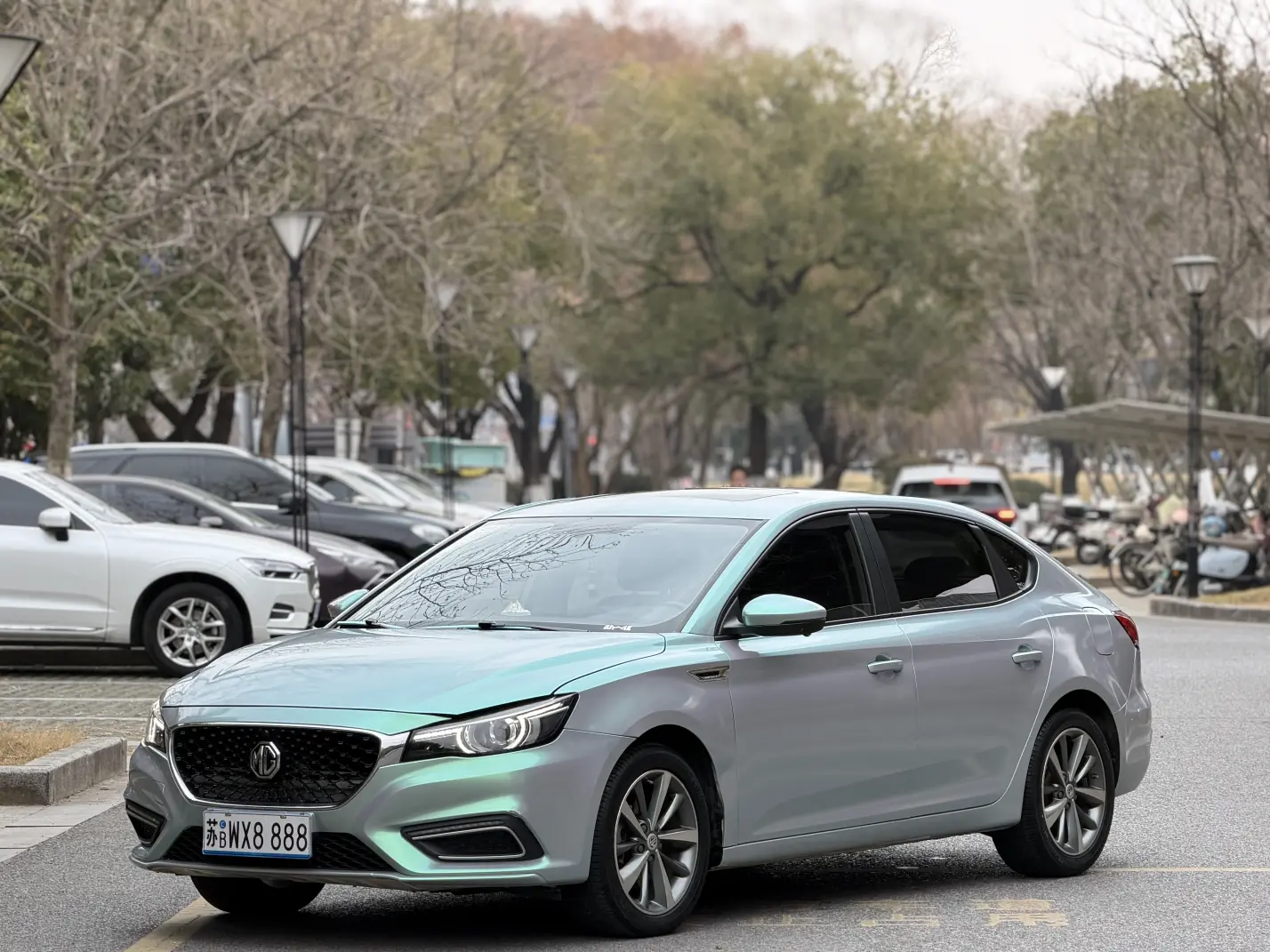 MG 6  из Китая