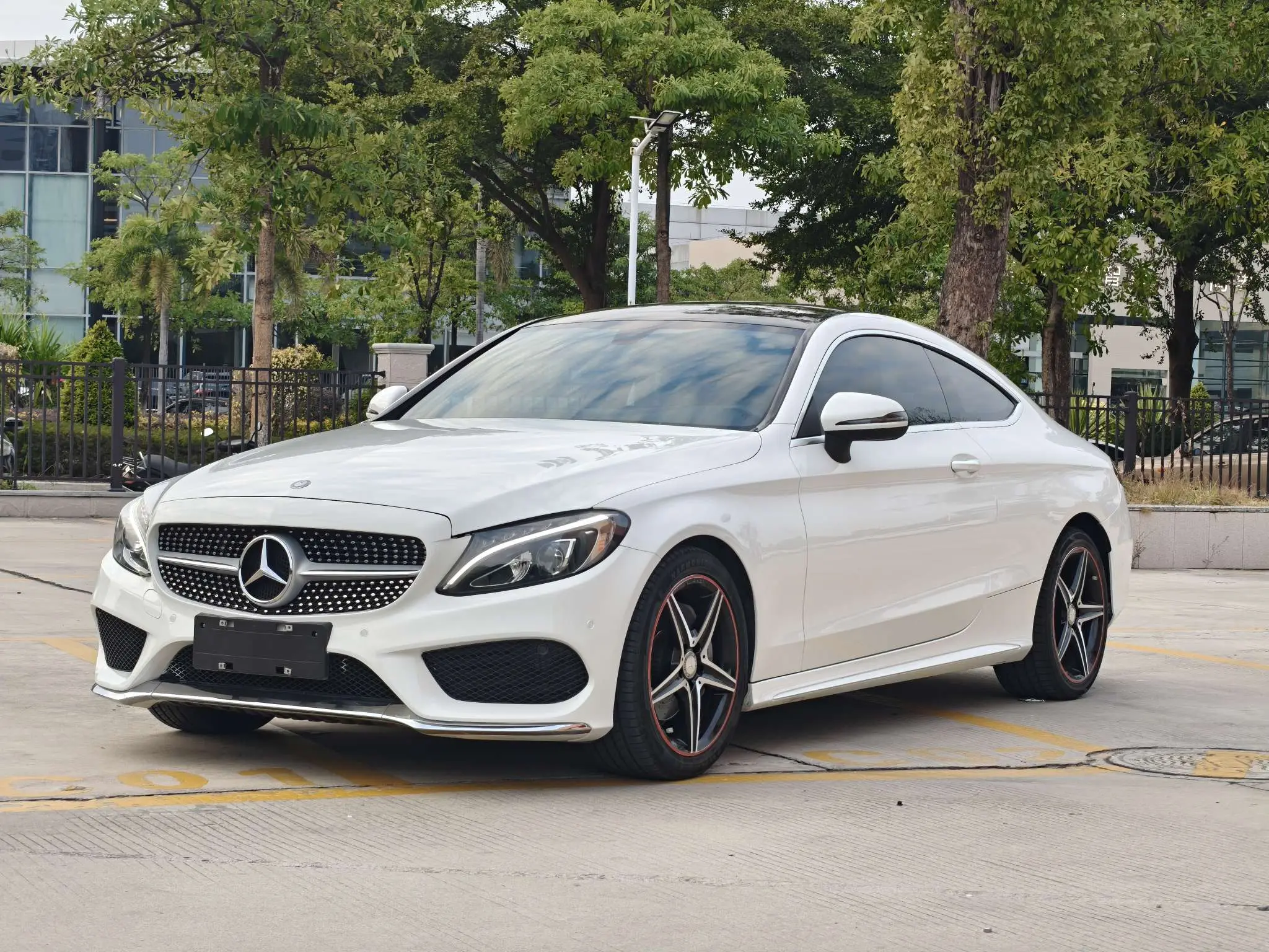 Mercedes-Benz C-Class  из Китая