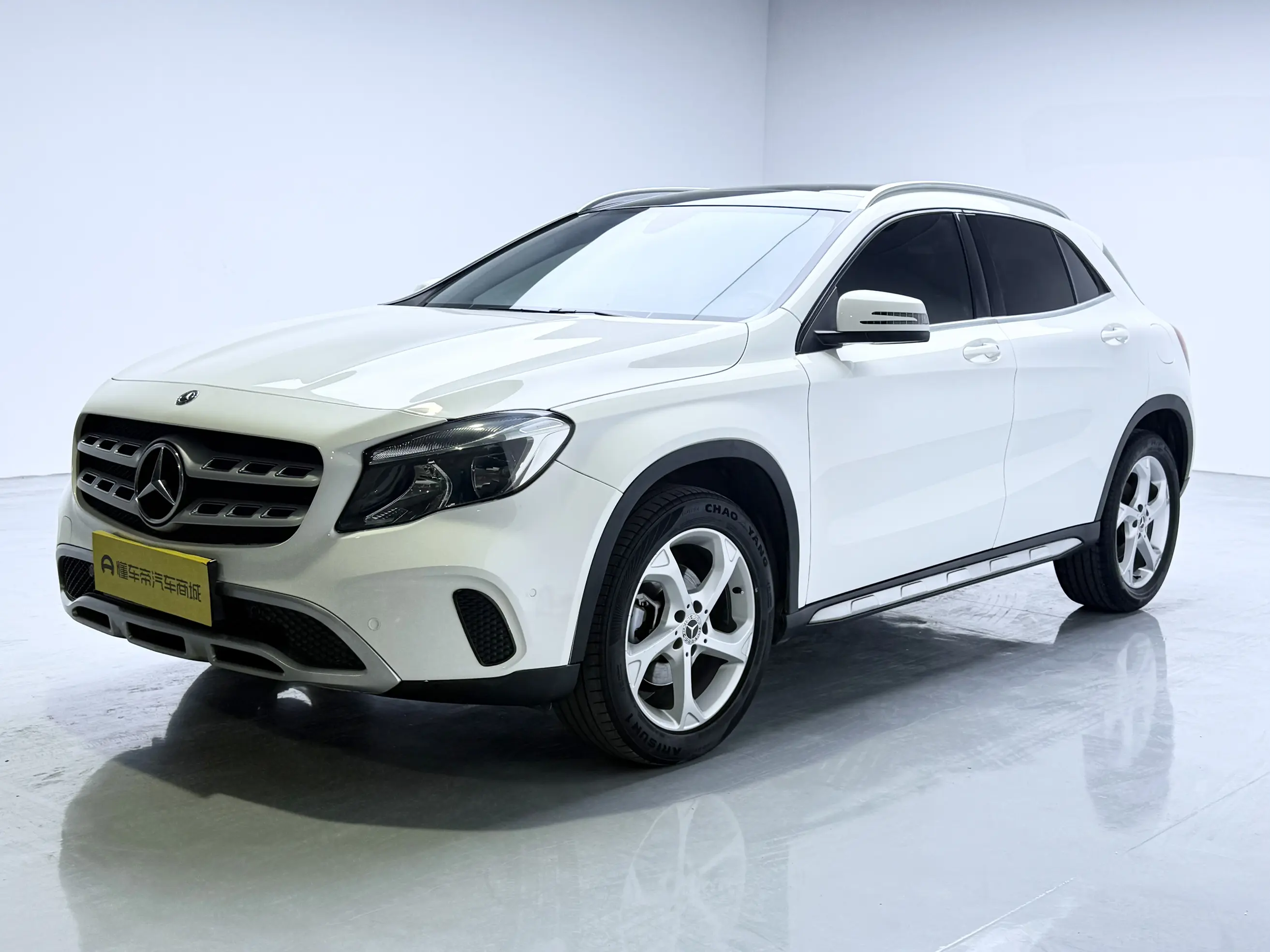 Mercedes-Benz GLA  из Китая
