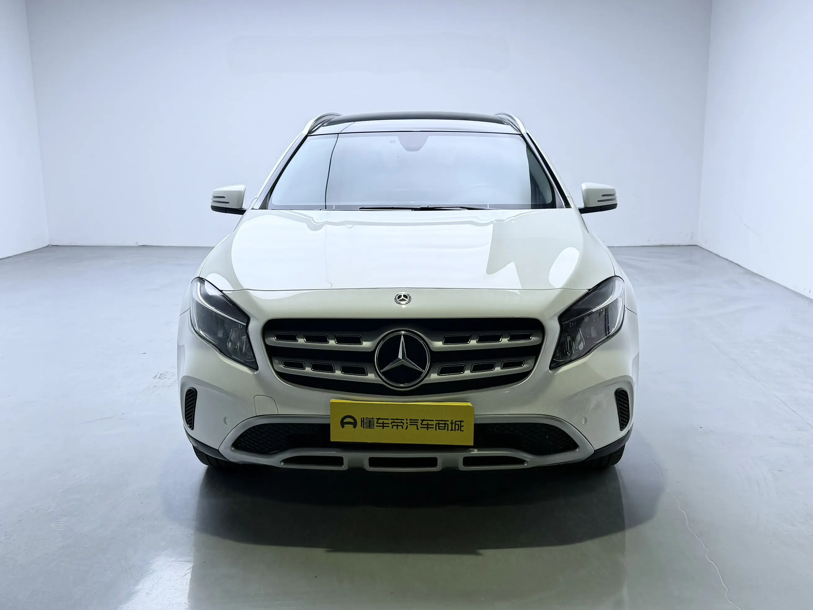 Mercedes-Benz GLA  из Китая