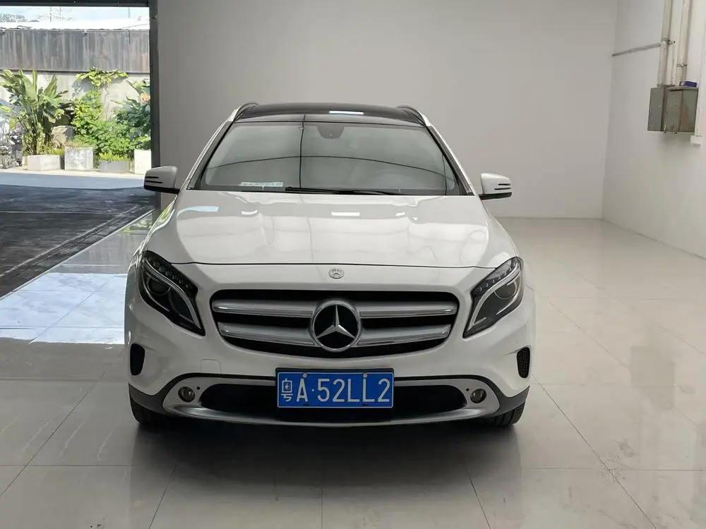 Mercedes-Benz GLA  из Китая