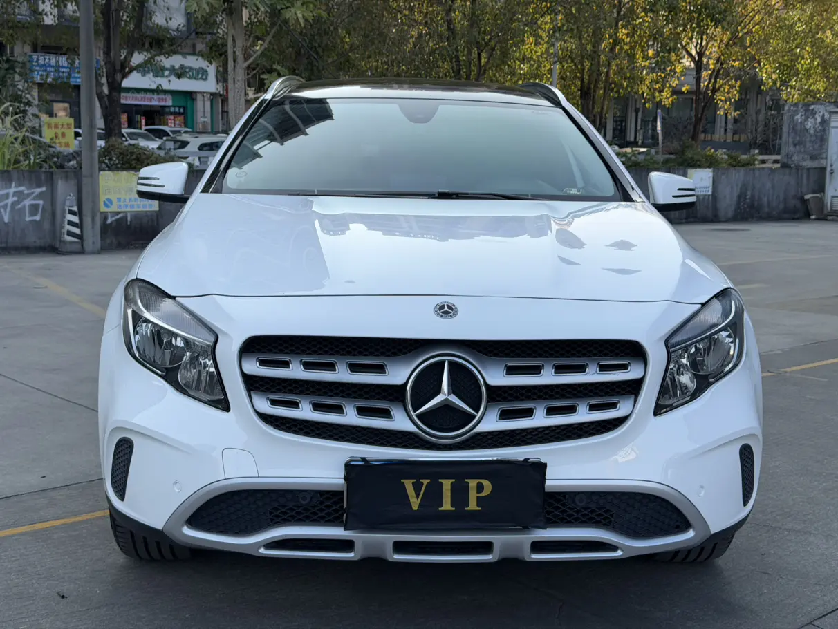 Mercedes-Benz GLA  из Китая
