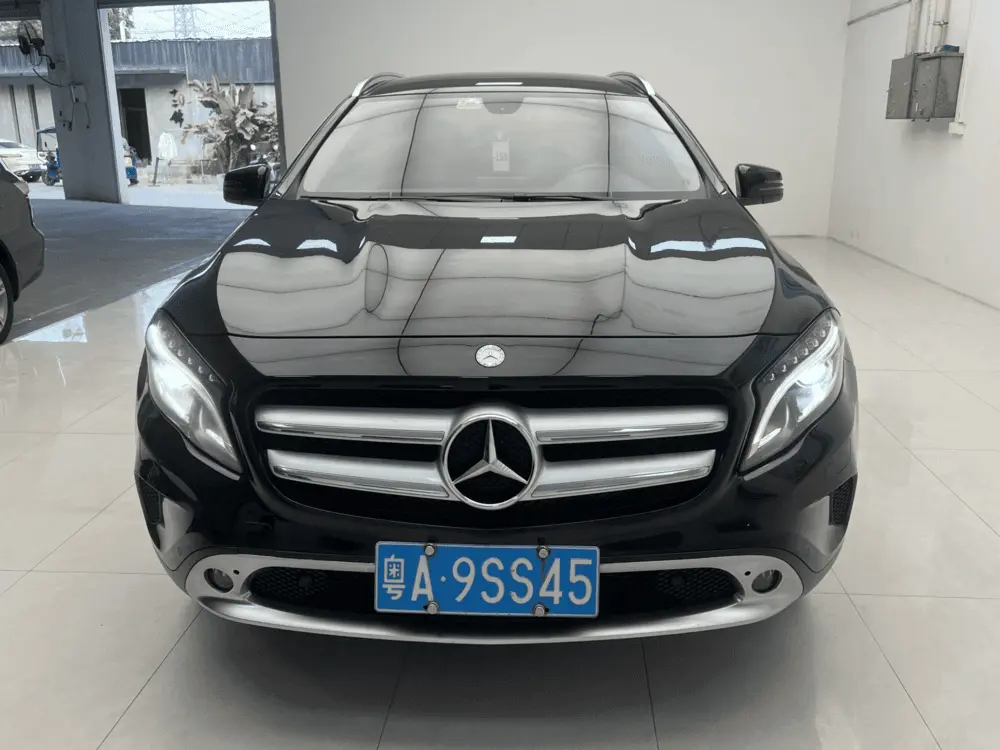 Mercedes-Benz GLA  из Китая
