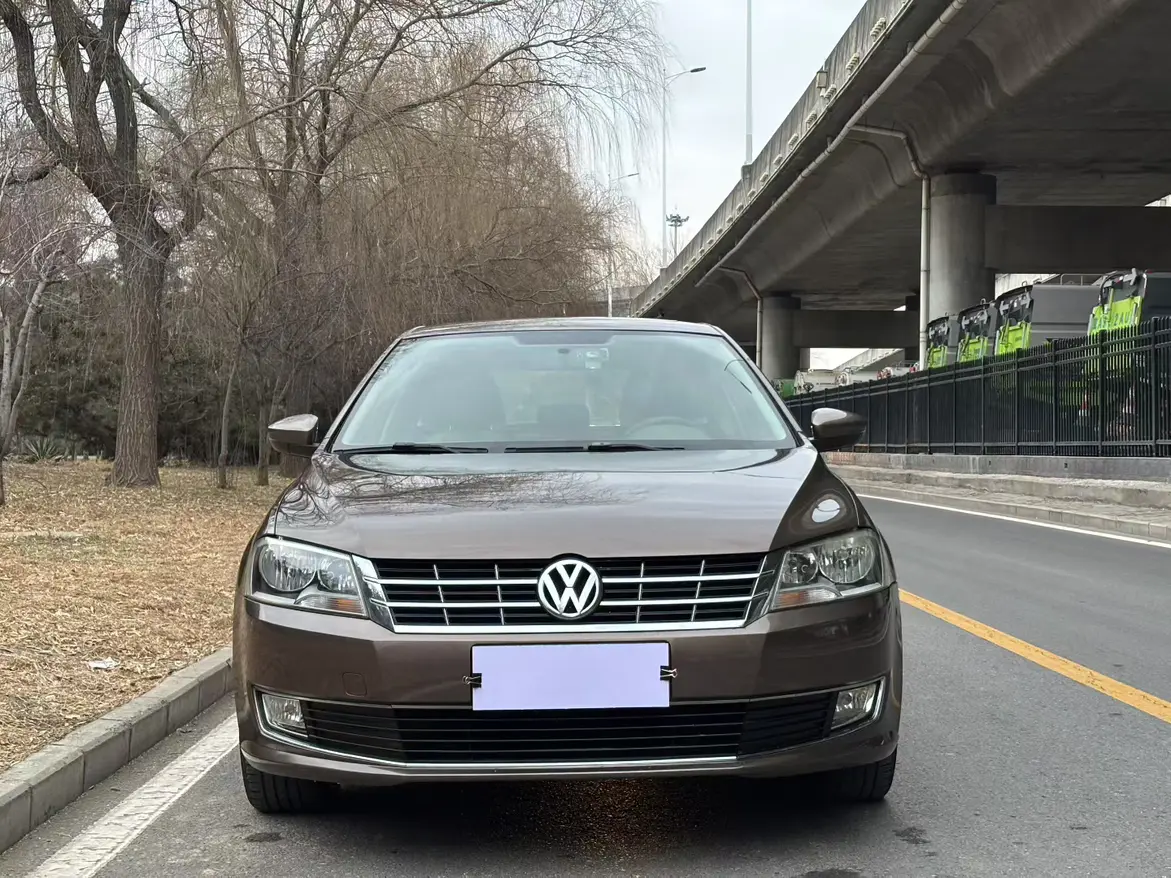 Volkswagen Langxing  из Китая