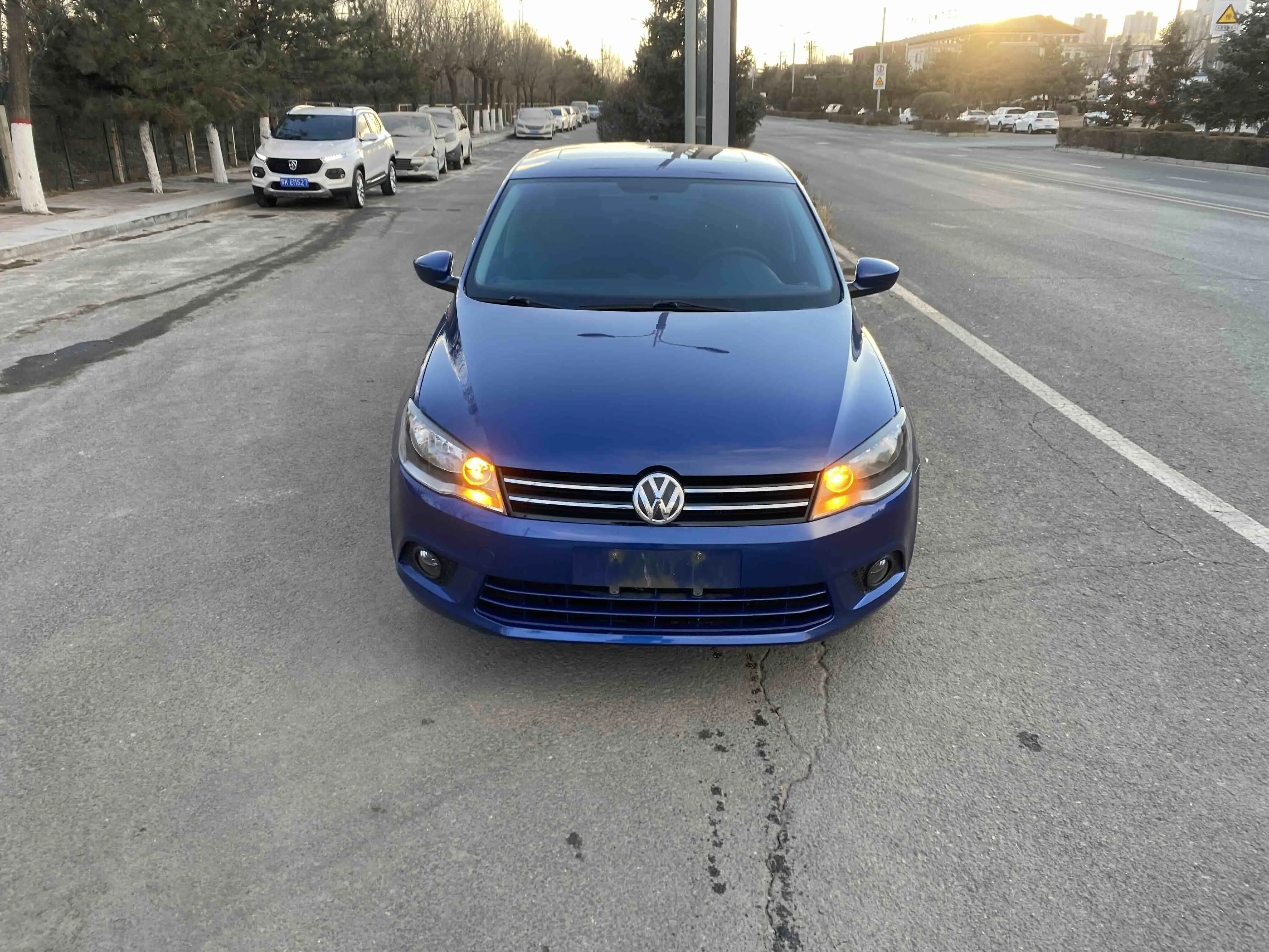 Volkswagen Jetta  из Китая