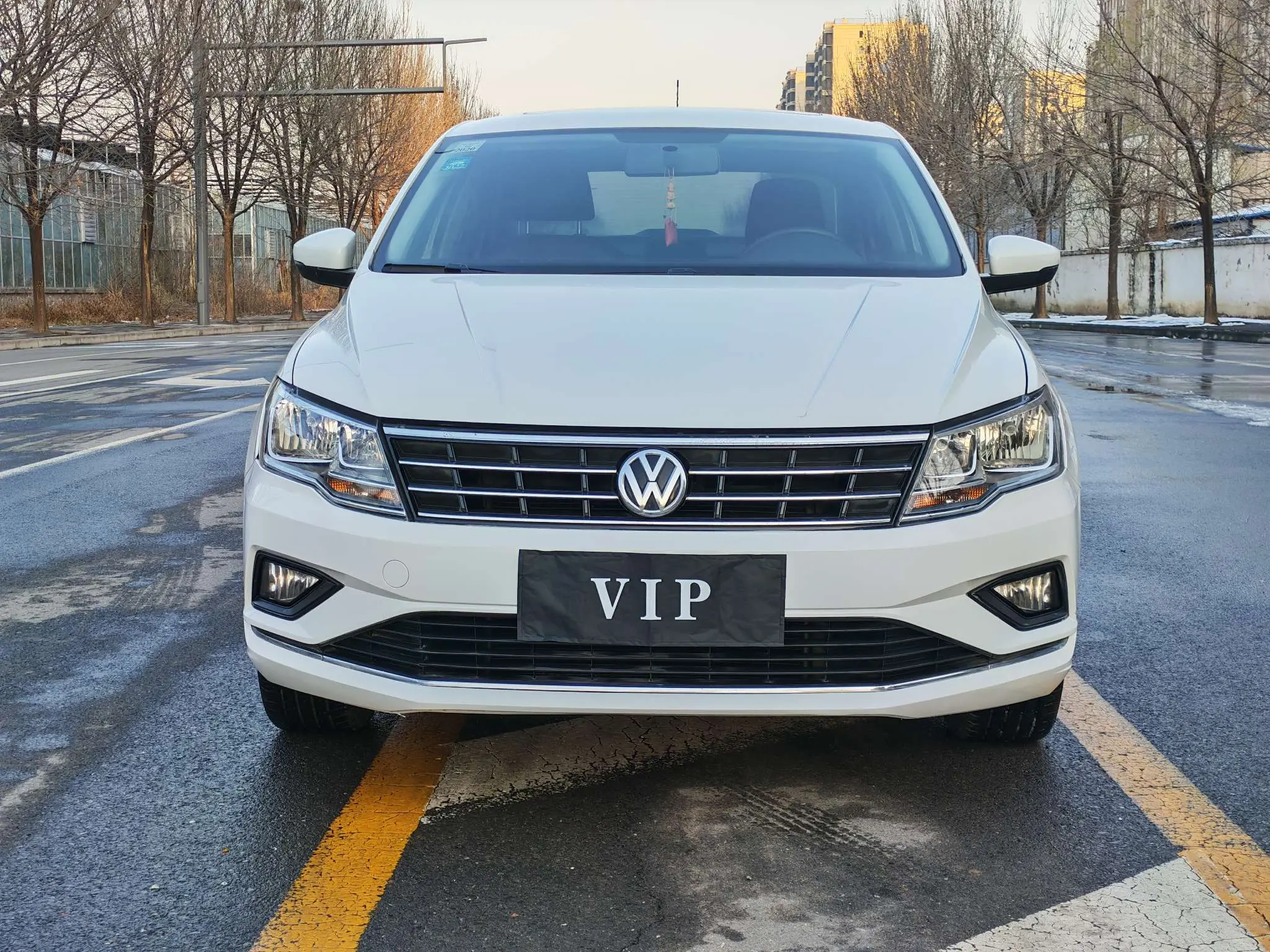 Volkswagen Jetta  из Китая