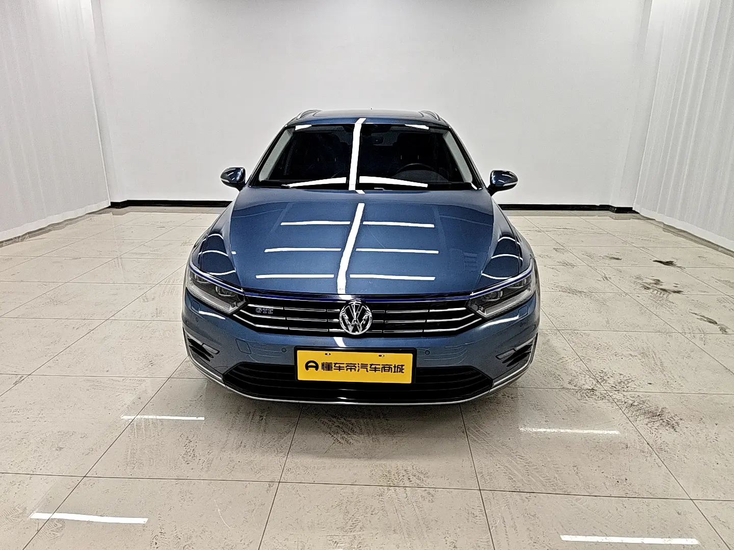 Volkswagen Weilan PHEV  из Китая