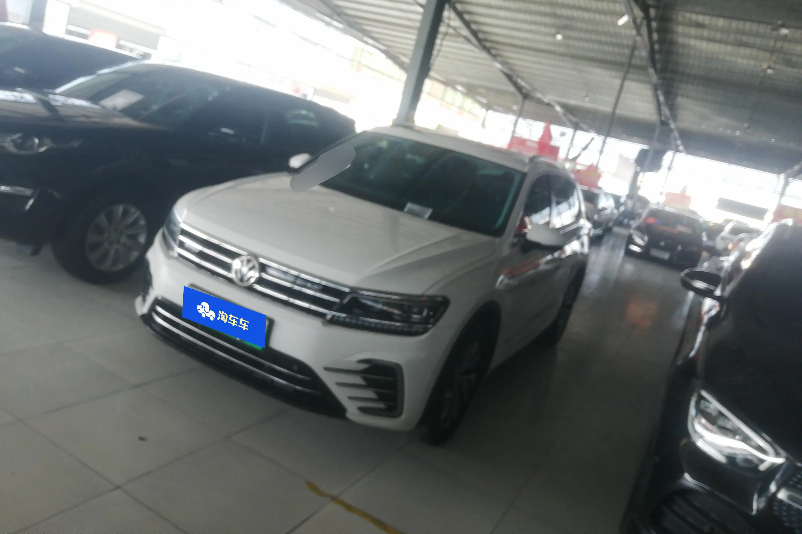 Volkswagen Tiguan L PHEV  из Китая