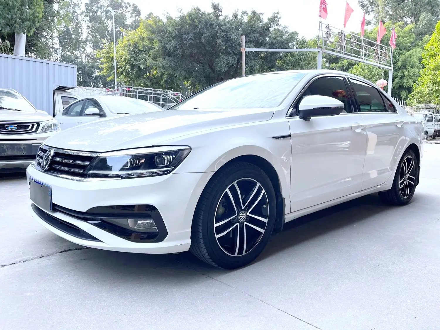 Volkswagen Lamando (Lingdu)  из Китая