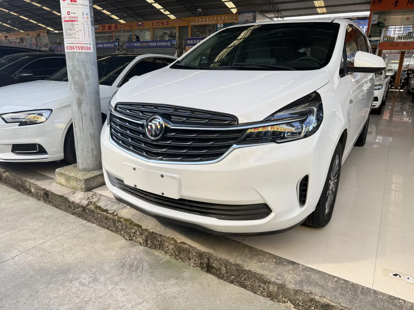 Buick GL8
