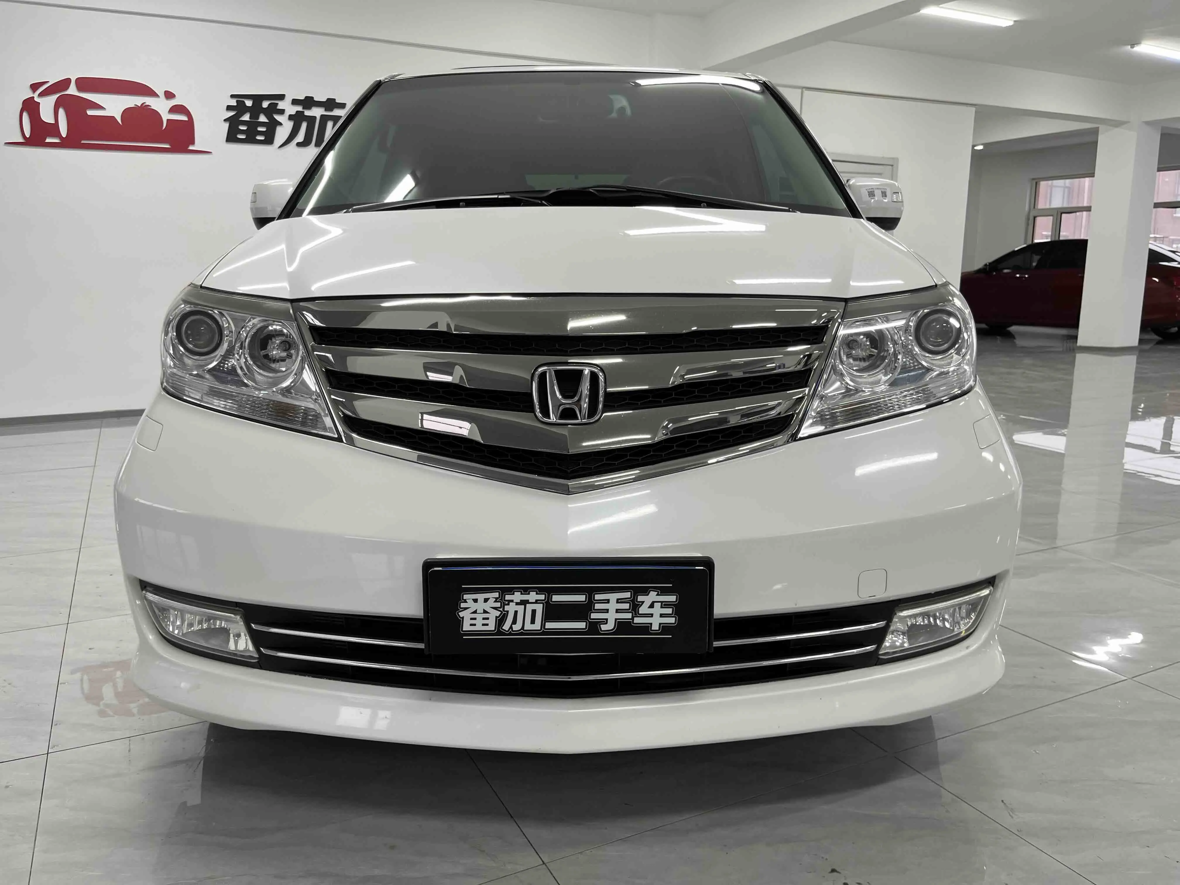 Honda Elysion (Alison)  из Китая