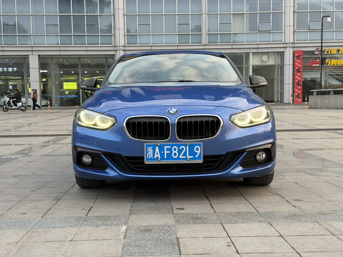 BMW 1 Series  из Китая
