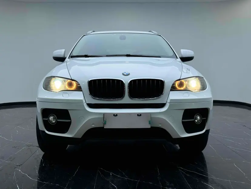 BMW X6  из Китая