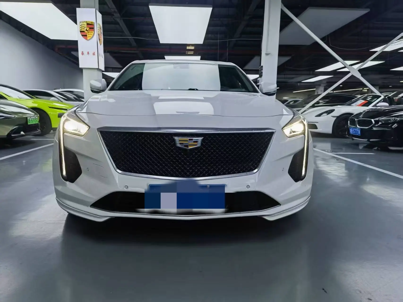 Cadillac CT6  из Китая