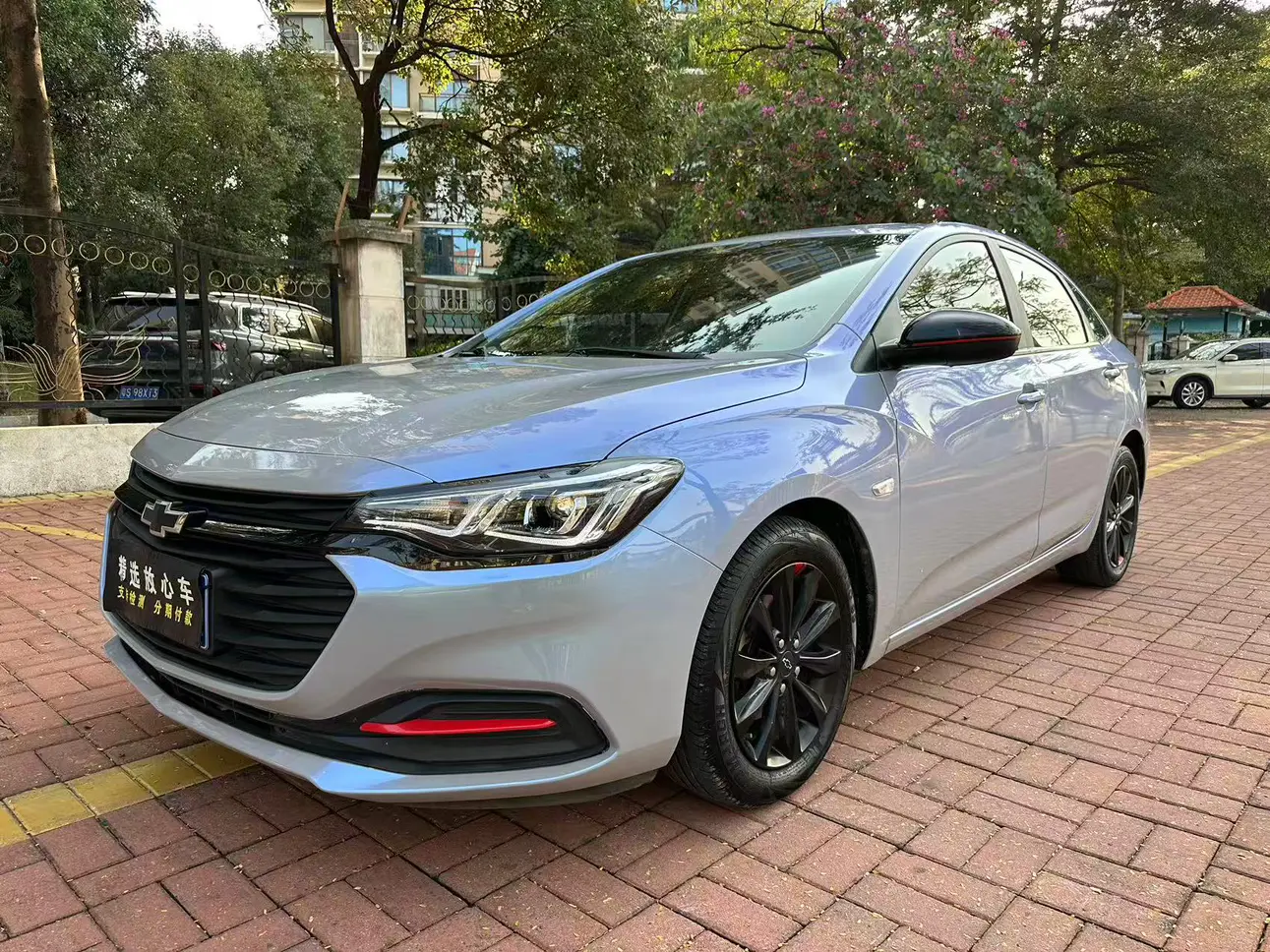 Chevrolet Monza (Cruze)  из Китая