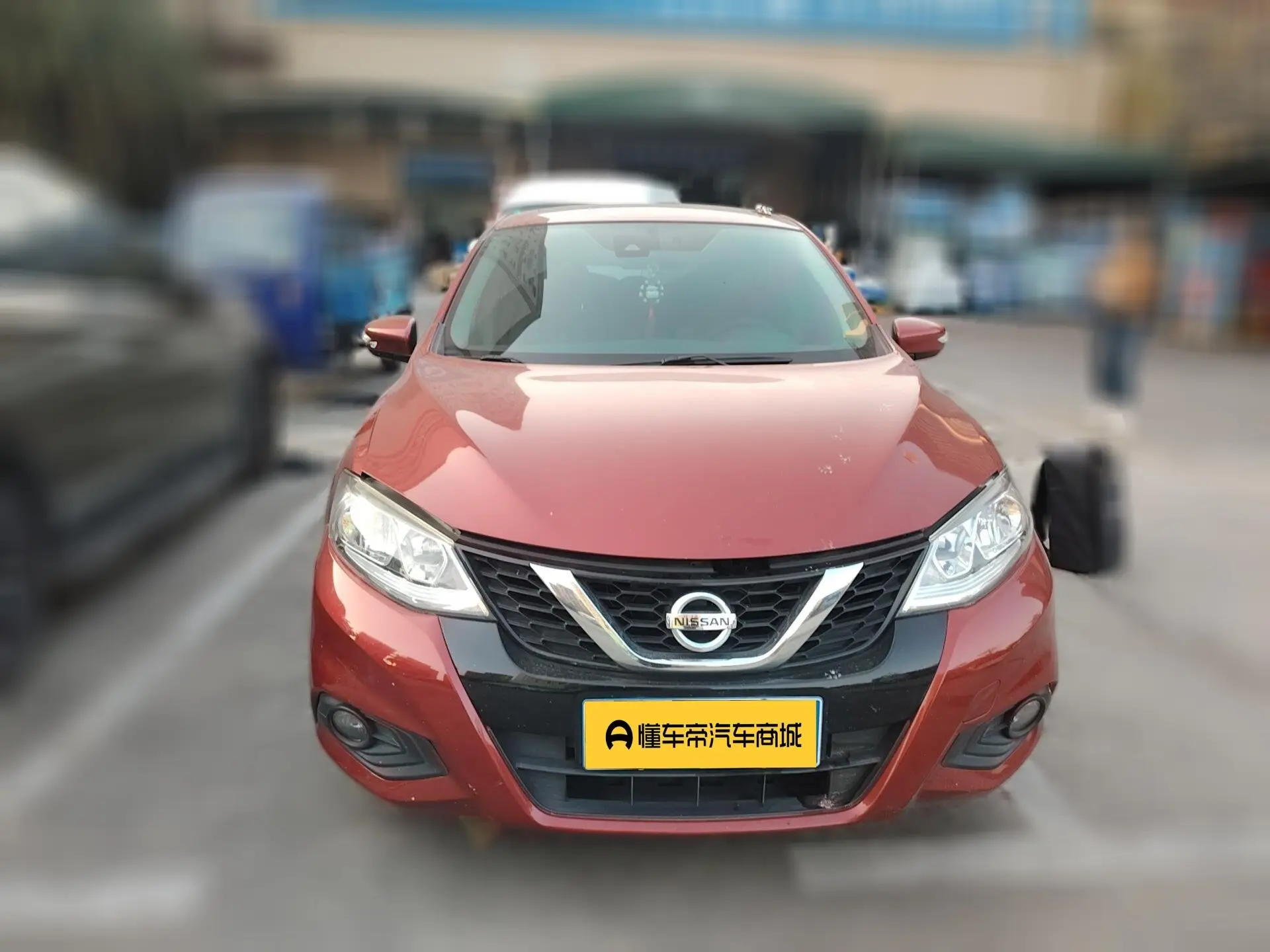 Nissan Tiida  из Китая