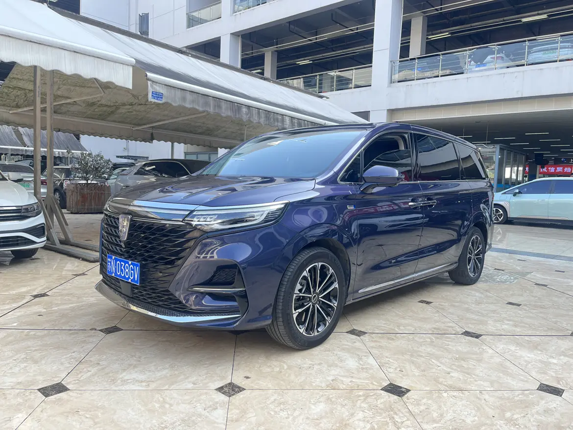 Roewe iMAX8  из Китая