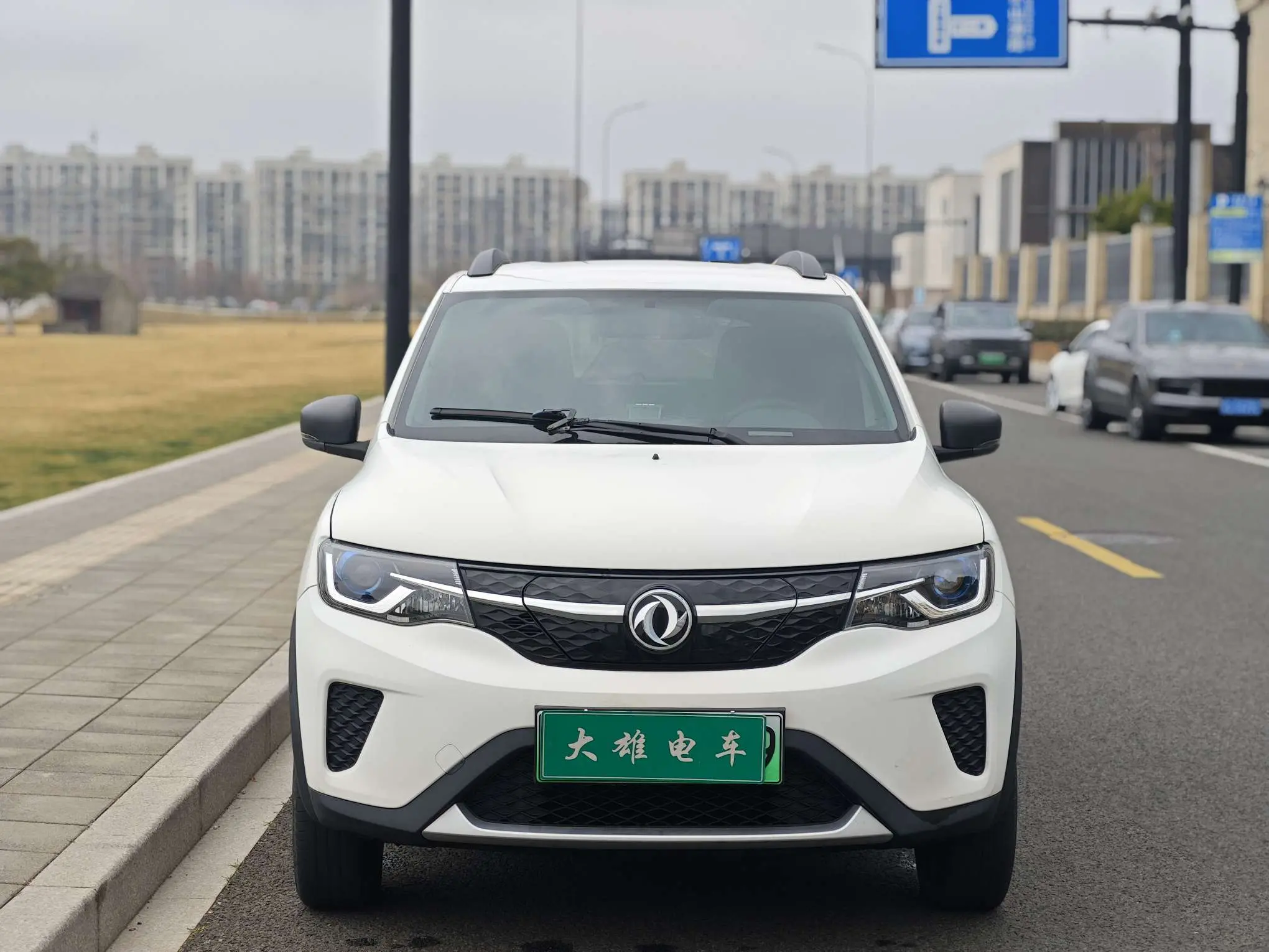 Dongfeng Nano EX1  из Китая
