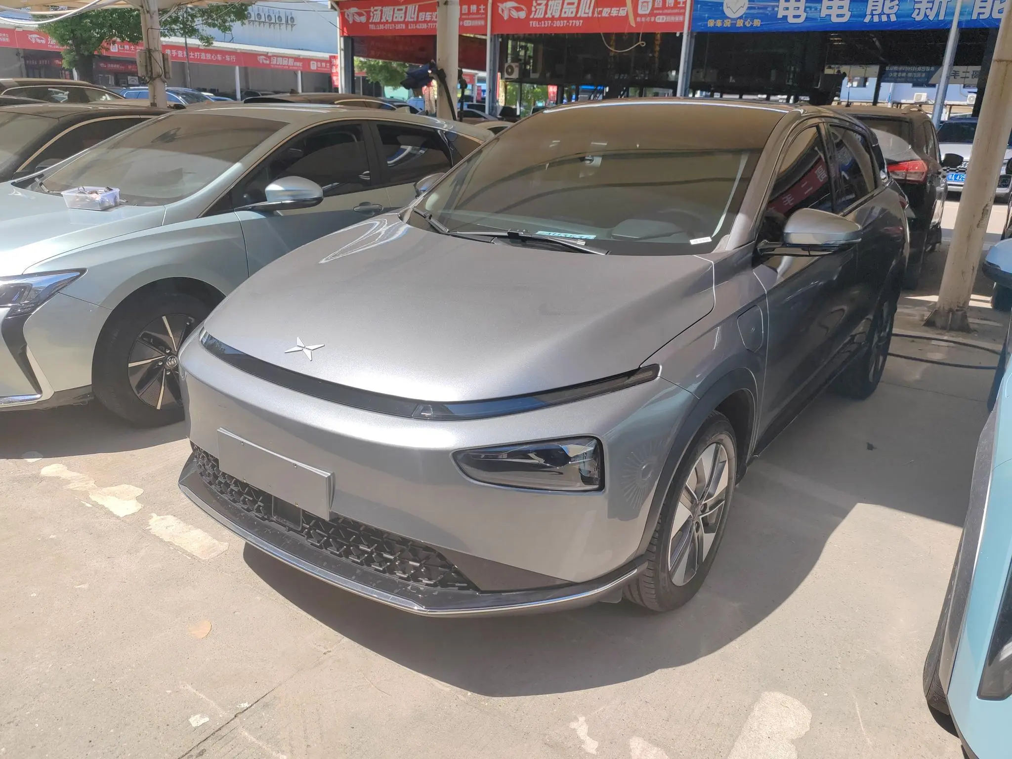 Xpeng G3  из Китая