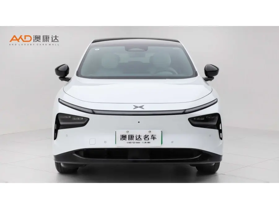 Xpeng G7  из Китая