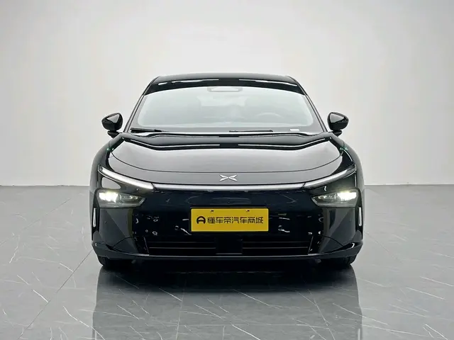 Xpeng P7+  из Китая