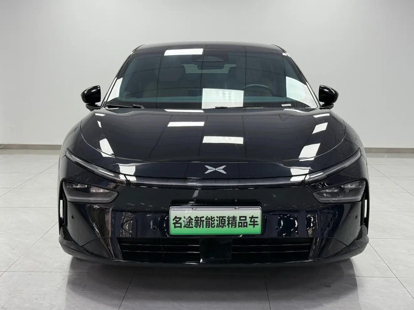 Xpeng P7+  из Китая