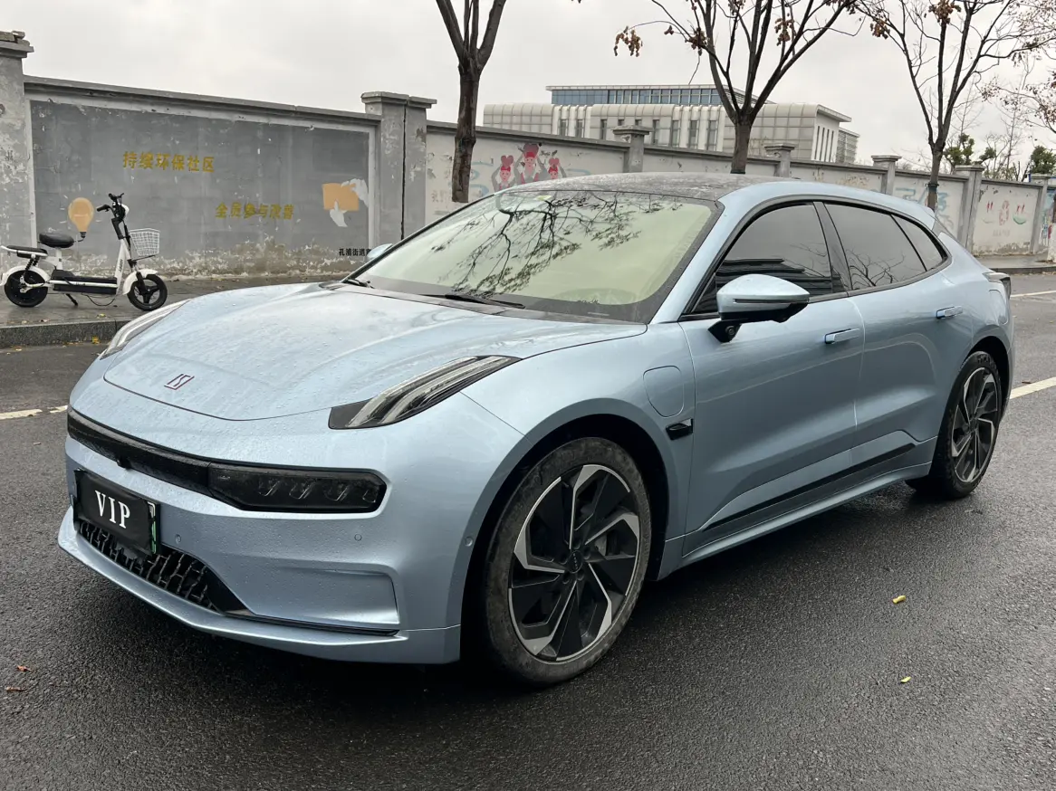 ZEEKR 001  из Китая