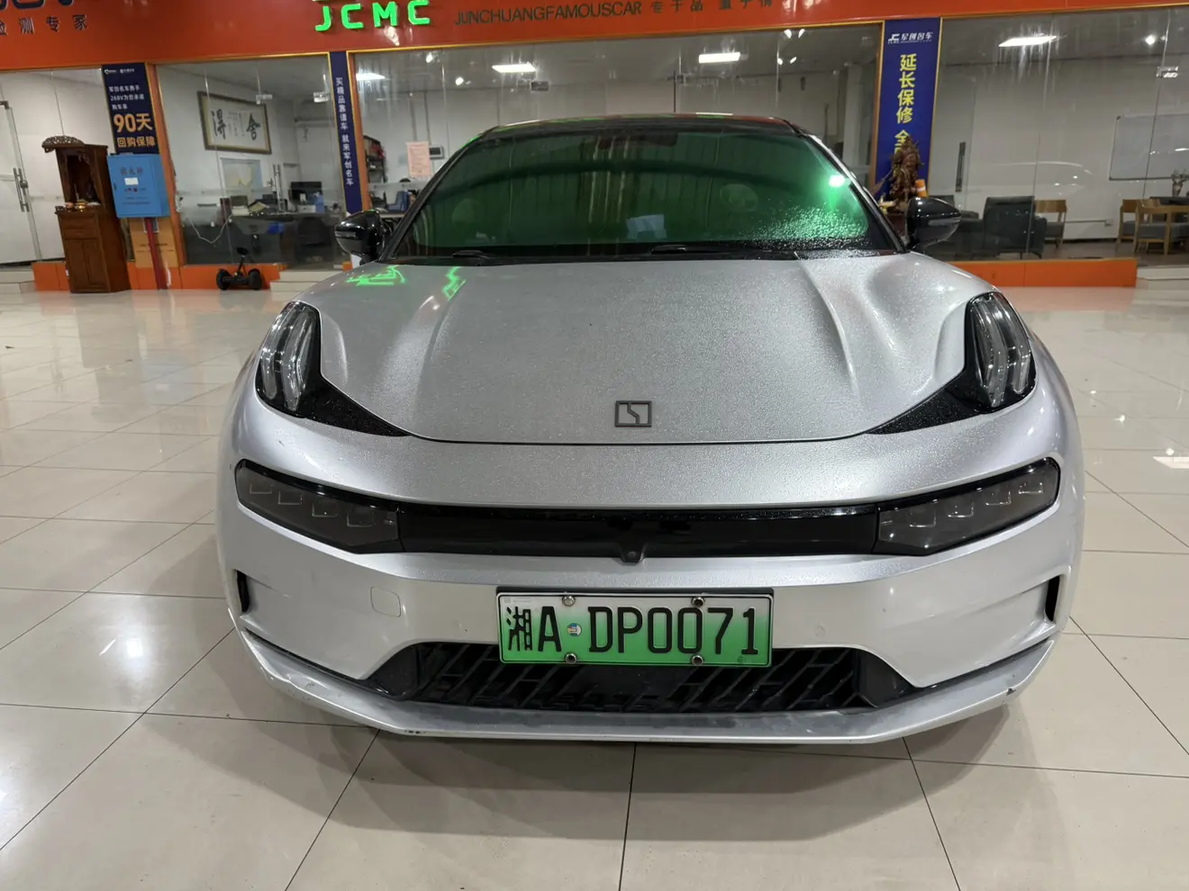 ZEEKR 001  из Китая