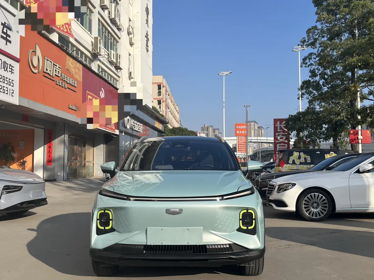 Geely Geometry E Firefly  из Китая