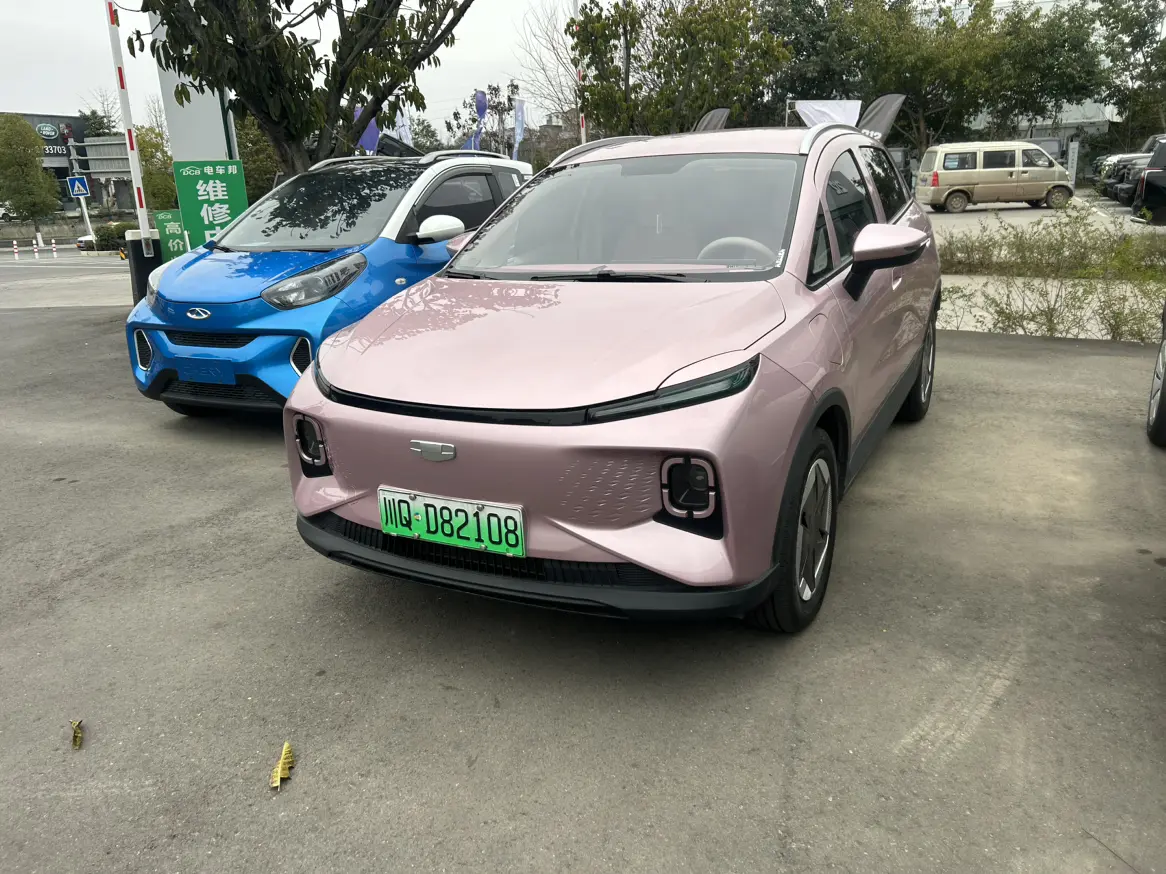 Geely Geometry E Firefly  из Китая