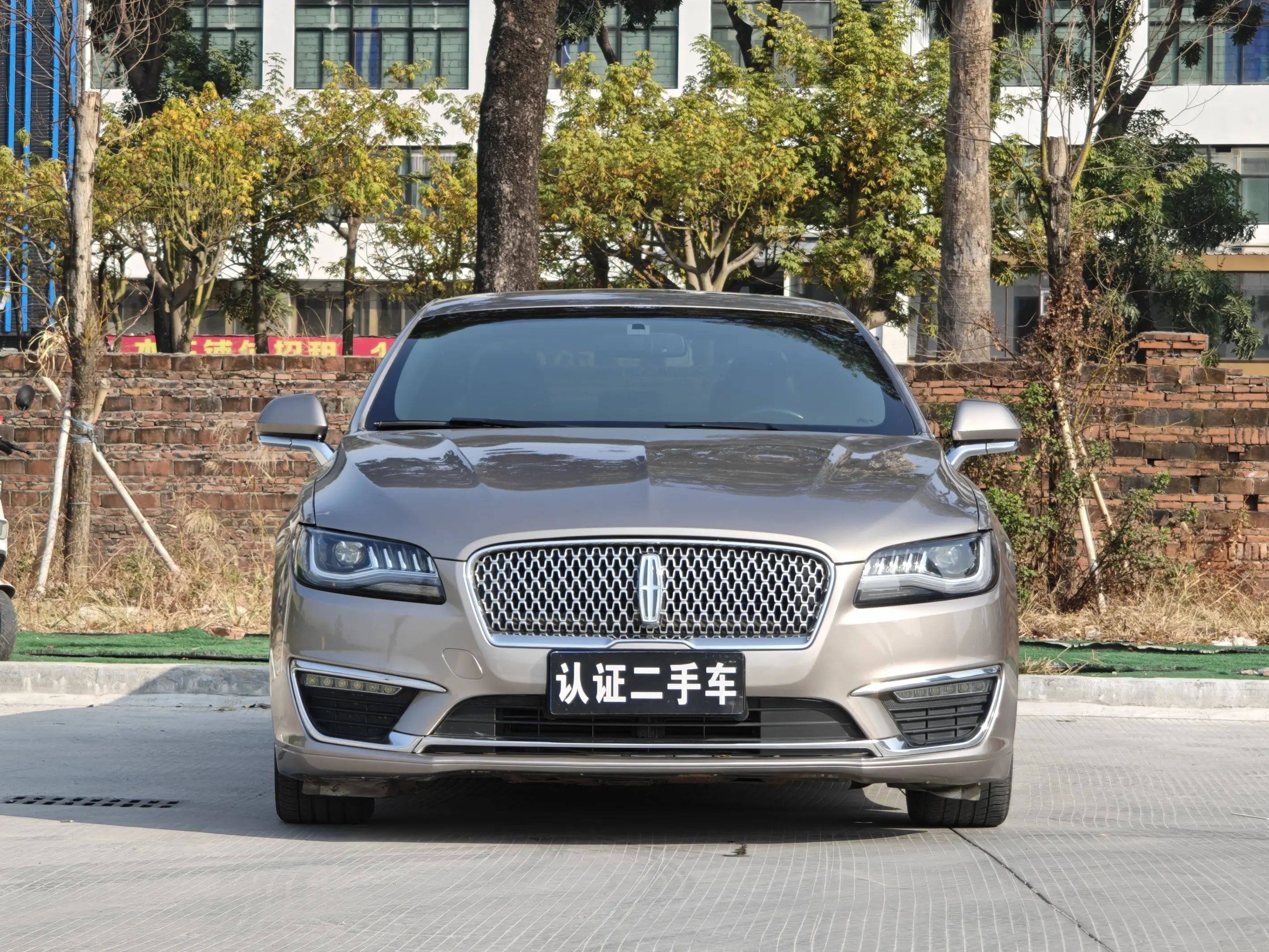 Lincoln MKZ  из Китая