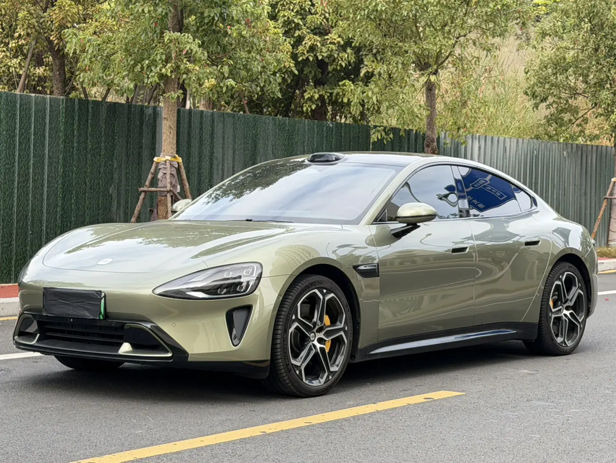 Xiaomi car Xiaomi SU7  из Китая