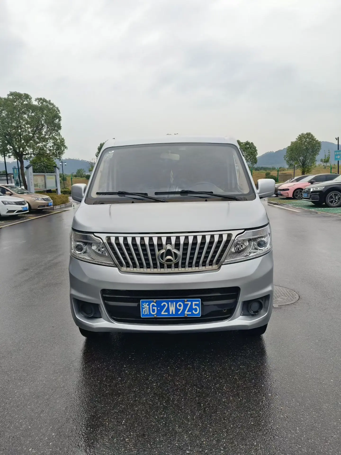 Changan Kaicene Ruixing M60  из Китая