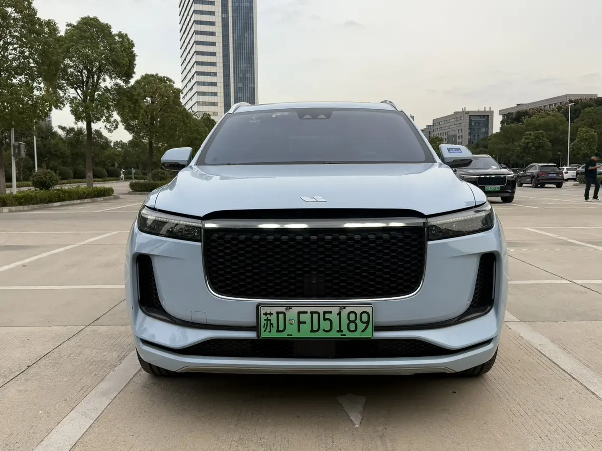 Li ONE (Ideal ONE)  из Китая