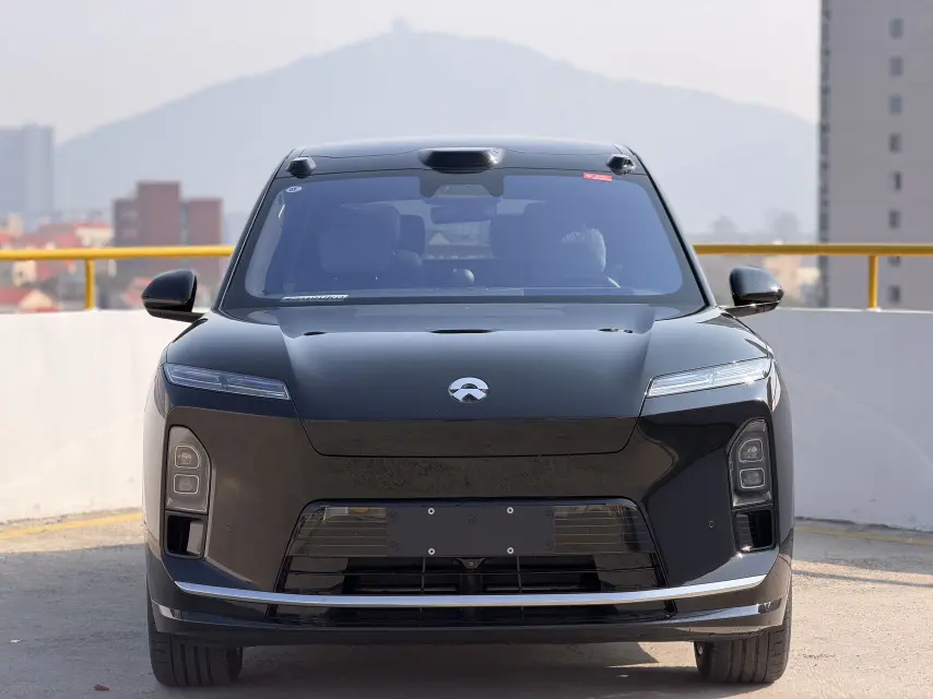 NIO ES8  из Китая