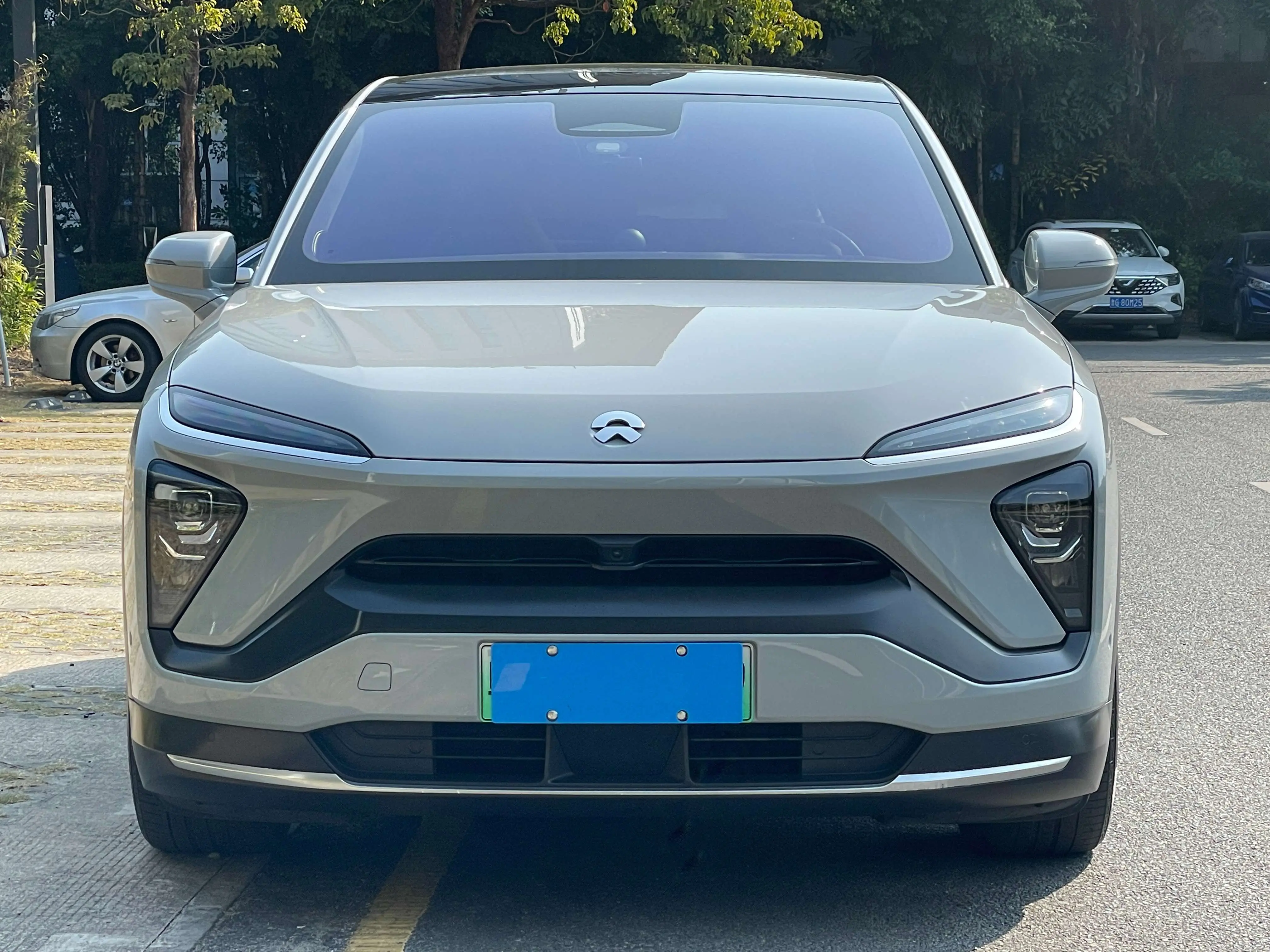 NIO EC6  из Китая