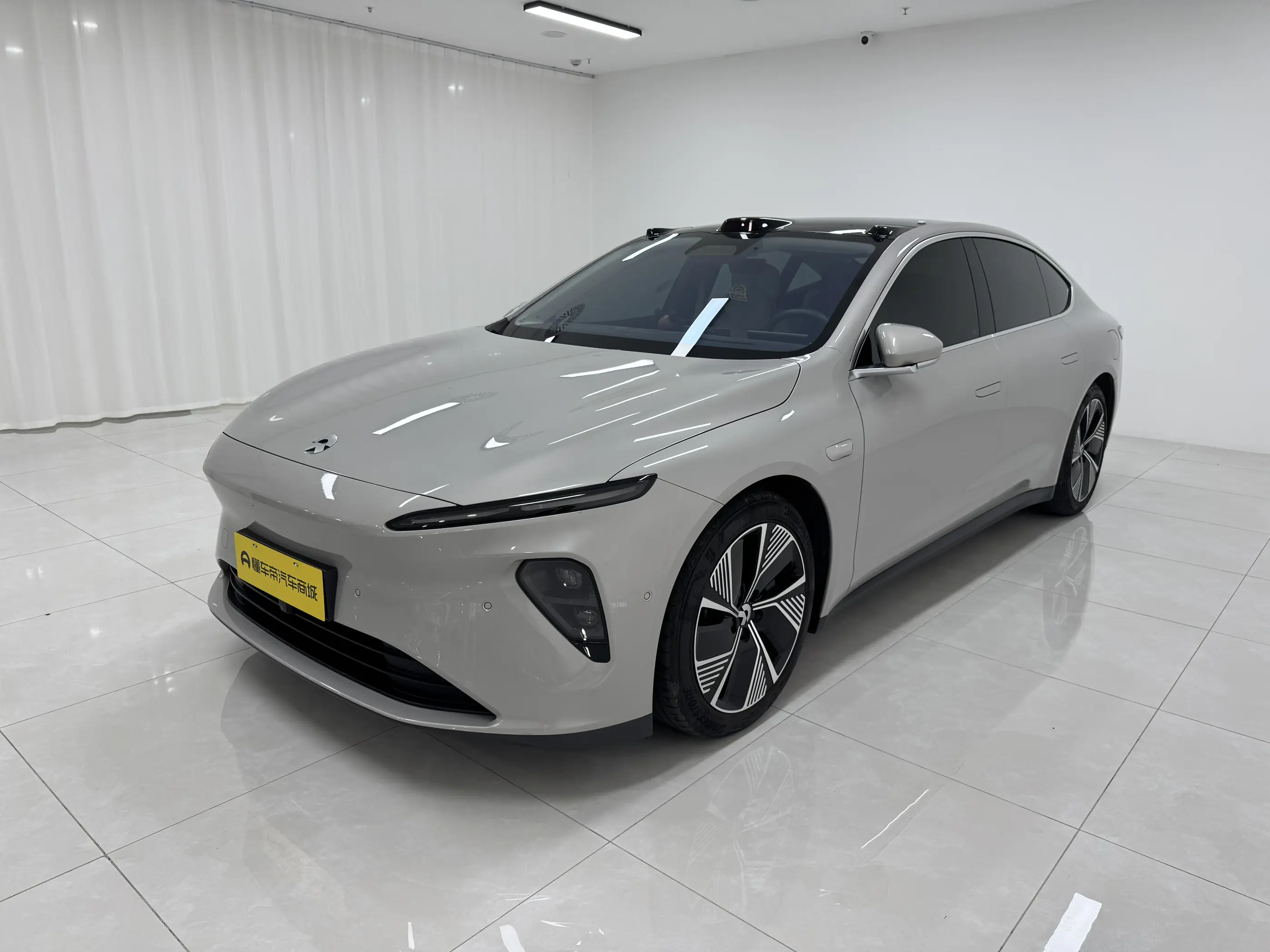 NIO ET7  из Китая