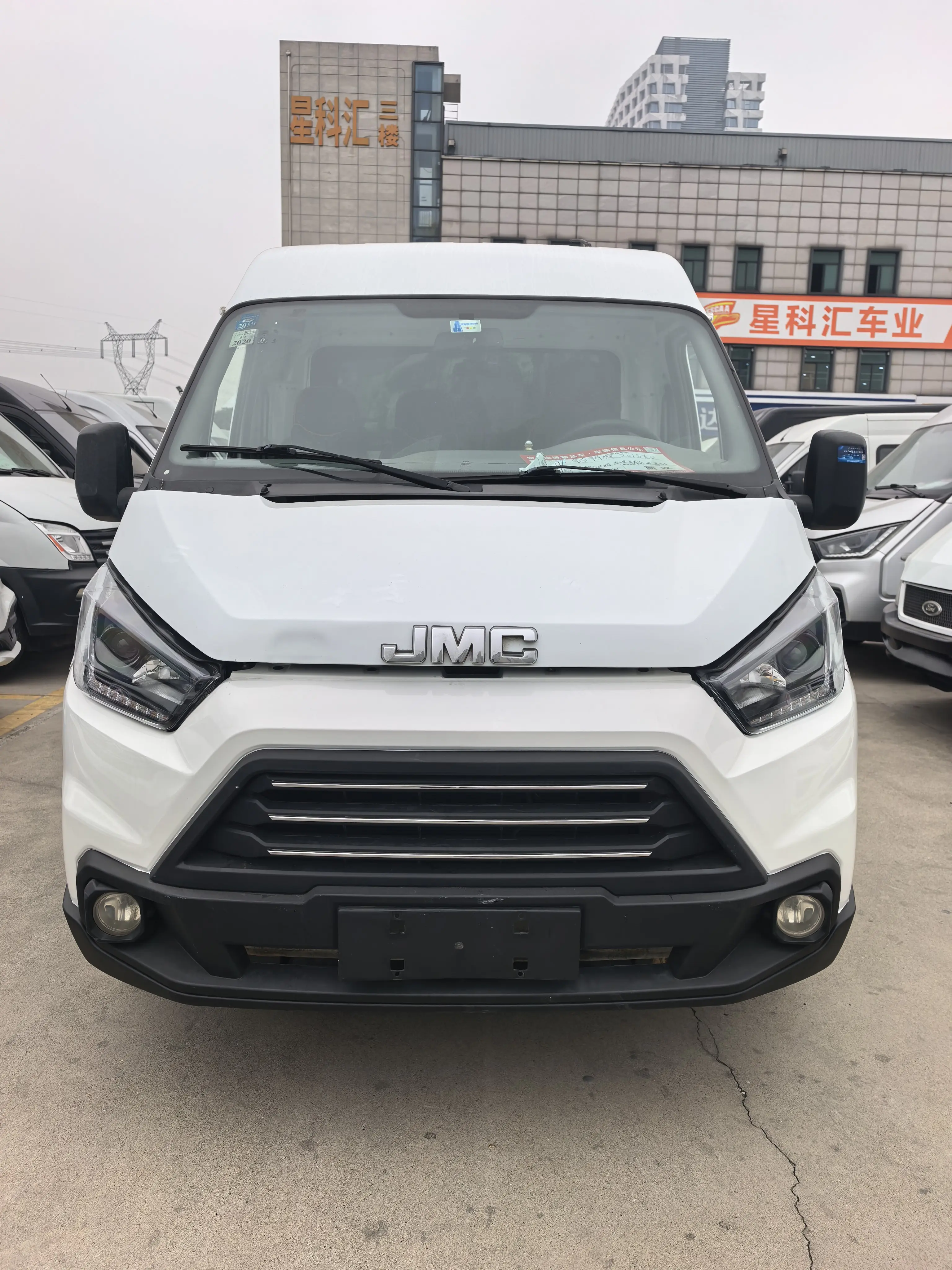 Jiangling Teshun  из Китая