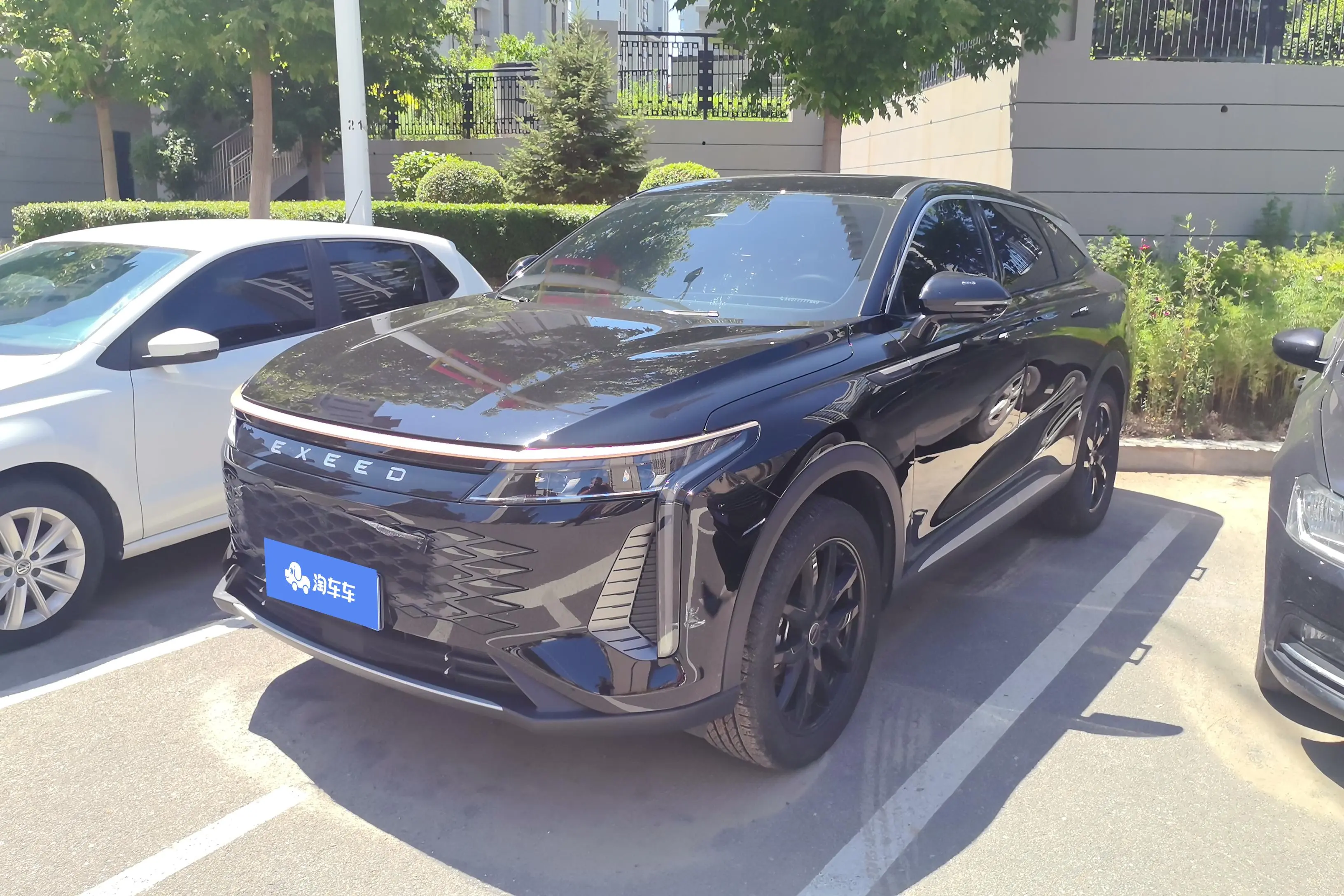 Exeed RX (Star road yaoguang)  из Китая