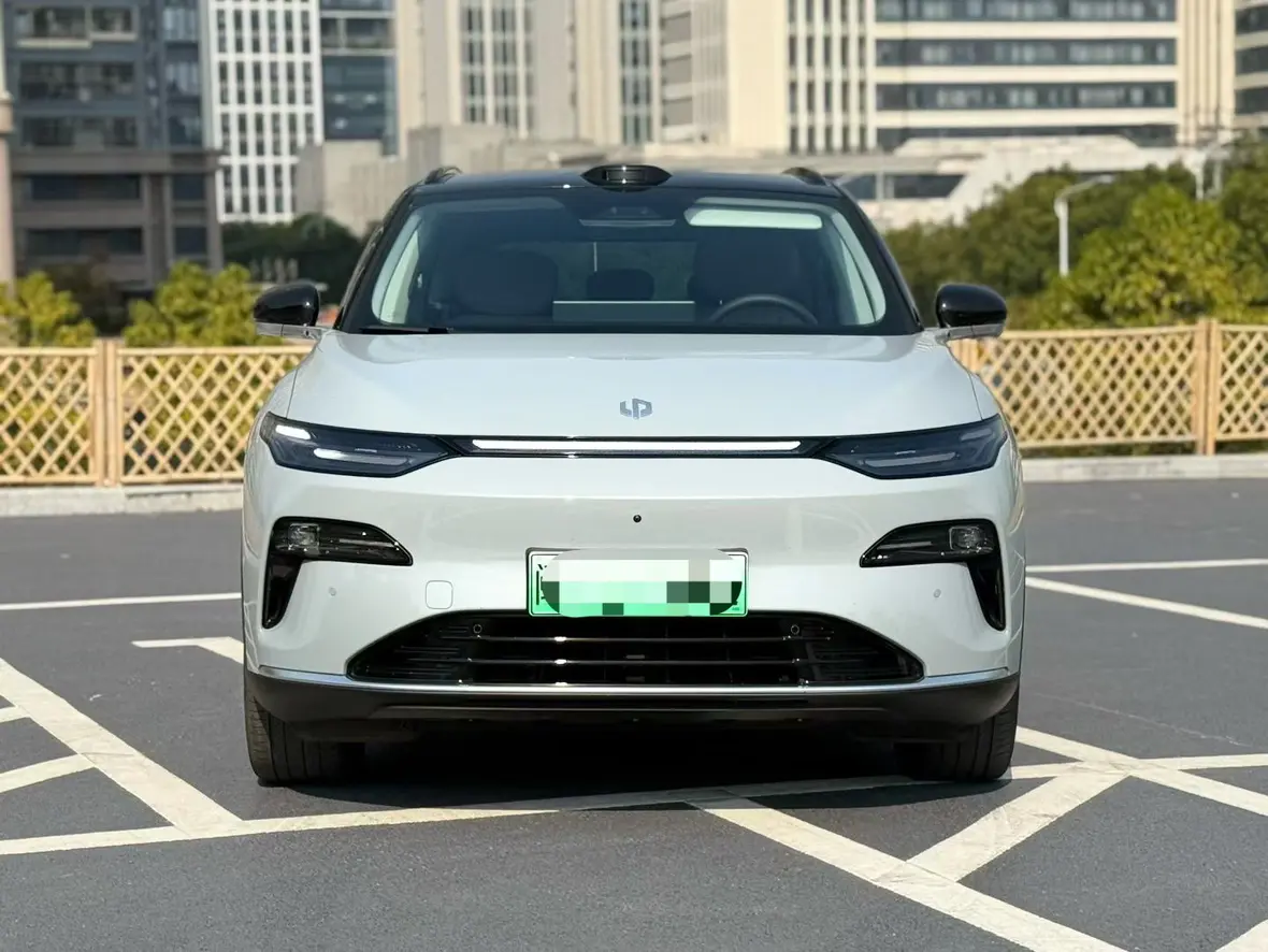 Leapmotor Zero running C11  из Китая