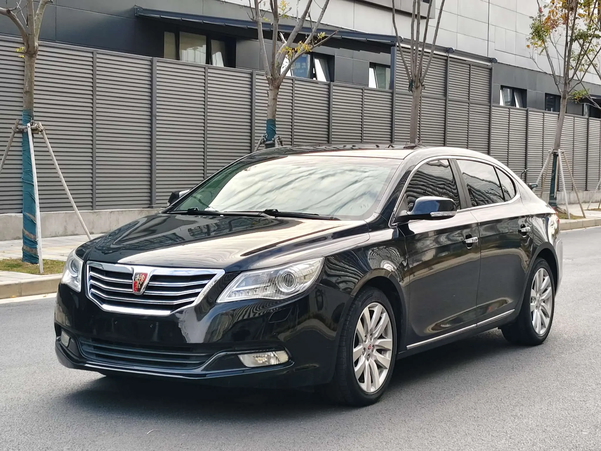 Roewe 950  из Китая