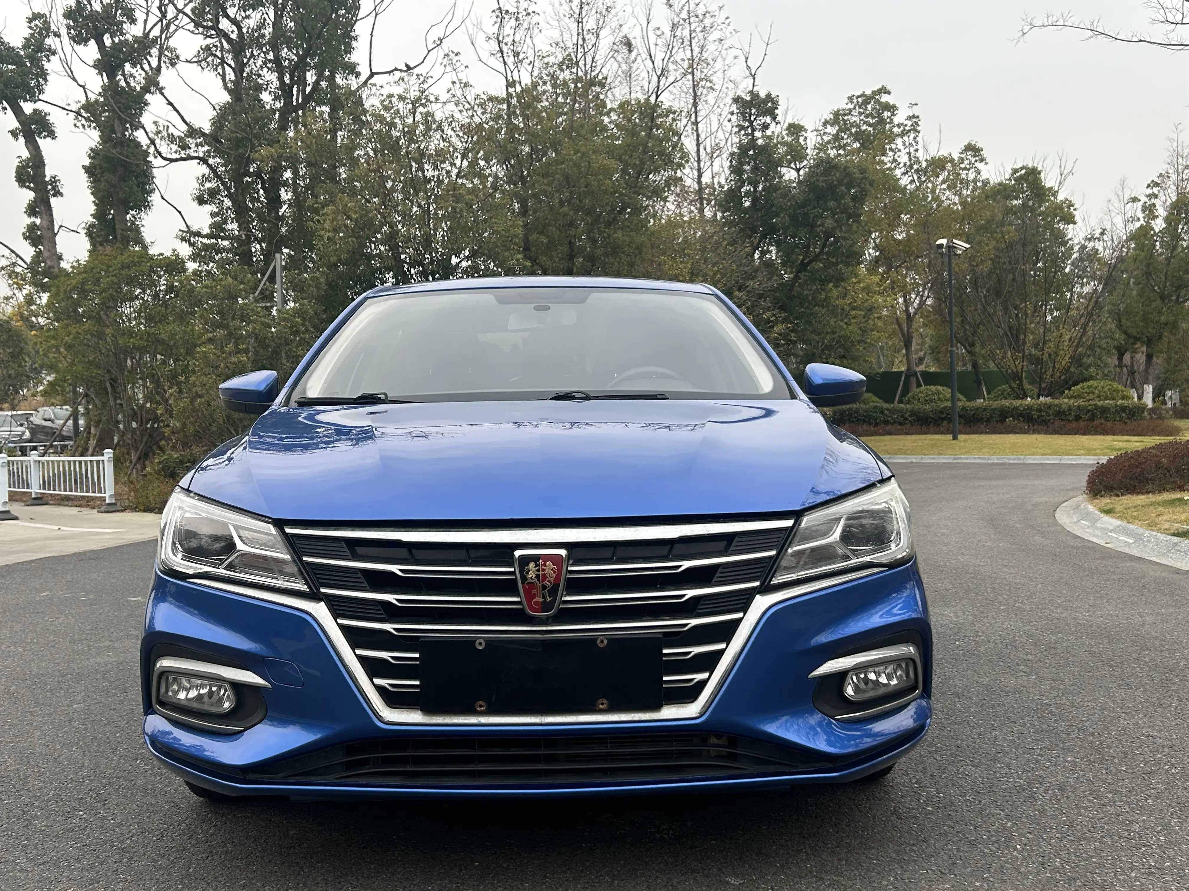 Roewe i5  из Китая